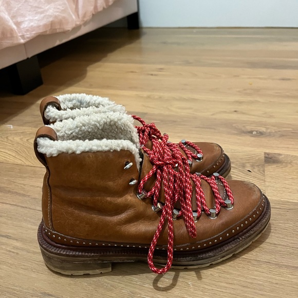 Rag and bone winter boot great for snow - Picture 2 of 4